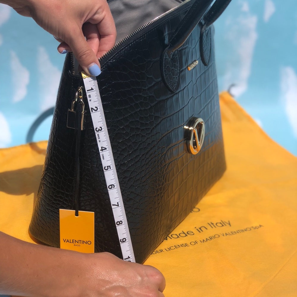 Valentino Large Handbag ✨NWT✨ 💯 authentic - Picture 5 of 8